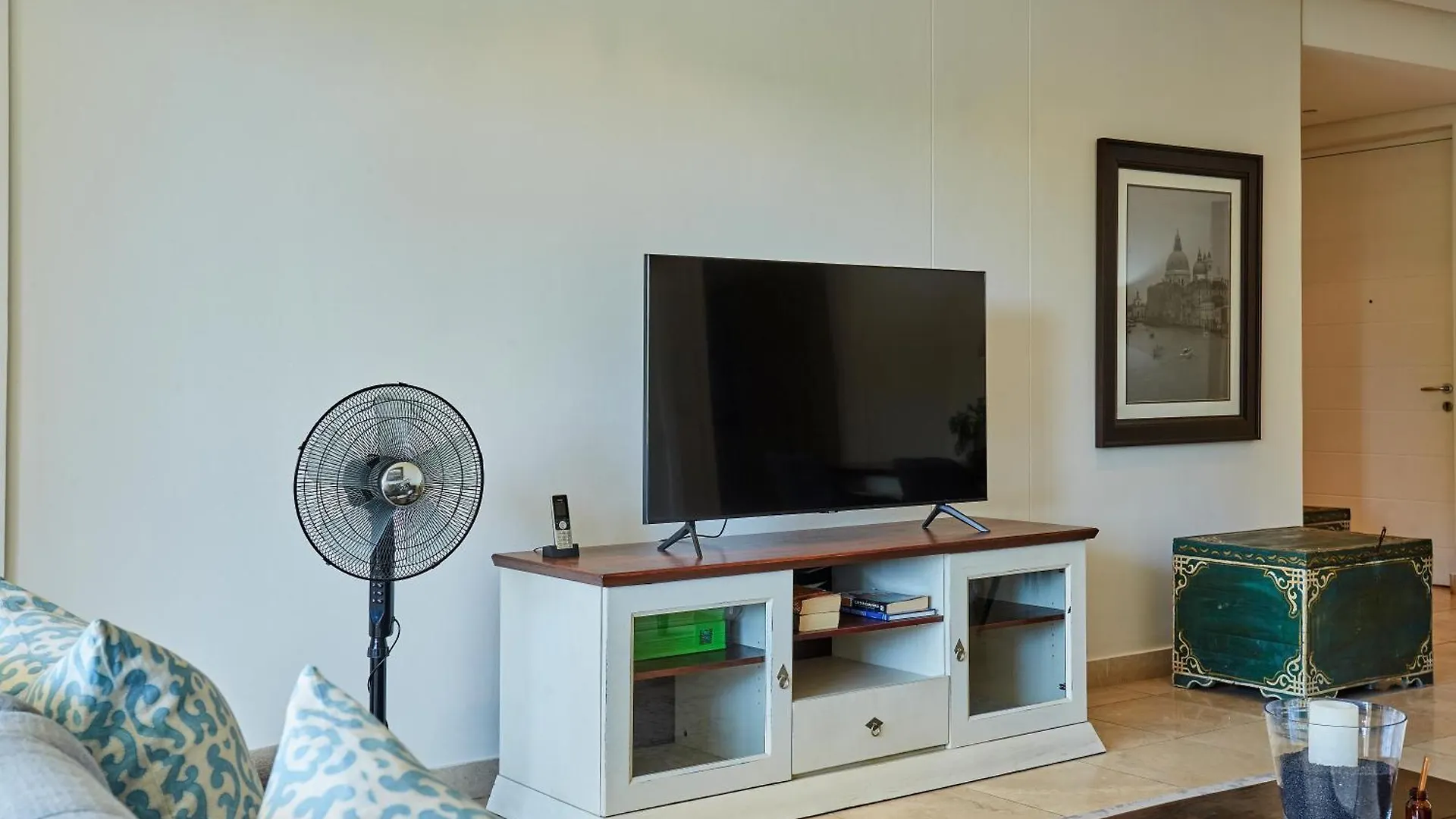 Spacious Apartment Waterfront Fast Wifi Cape Town